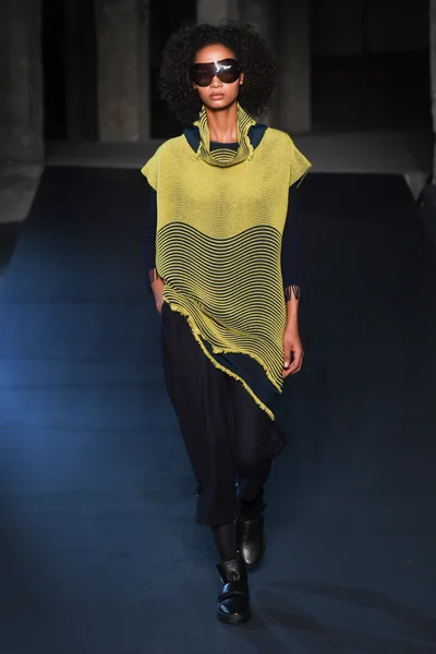 Look 22